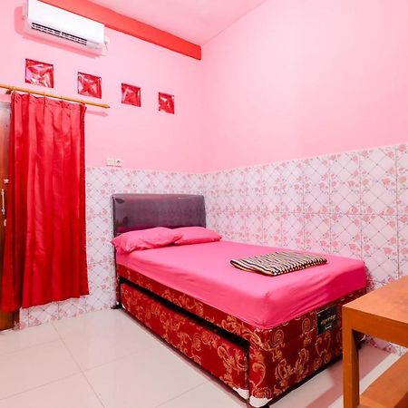 Pondok Baneytha Yogyakarta Bagian luar foto
